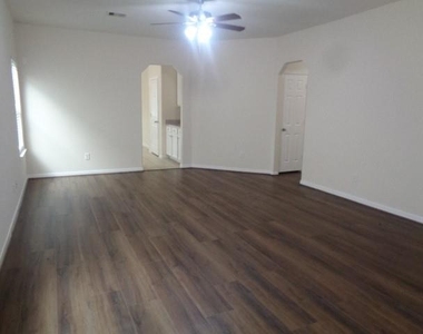 6702 Castle Terrace Ct Court - Photo Thumbnail 8