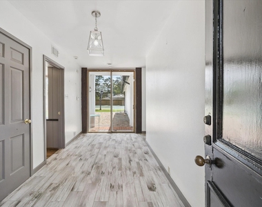 10807 Beinhorn Road - Photo Thumbnail 3