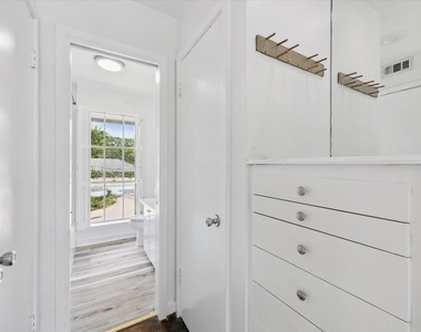 10807 Beinhorn Road - Photo Thumbnail 13