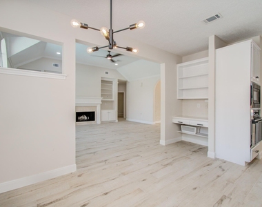1711 Stone Meadows Lane - Photo Thumbnail 16