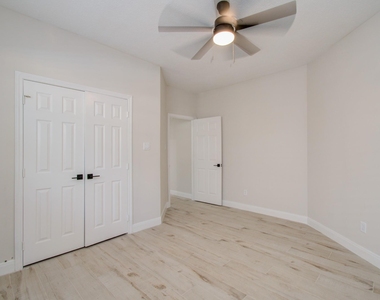 1711 Stone Meadows Lane - Photo Thumbnail 28