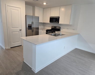25561 Blossom Court - Photo Thumbnail 12