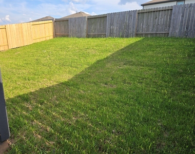 25561 Blossom Court - Photo Thumbnail 20