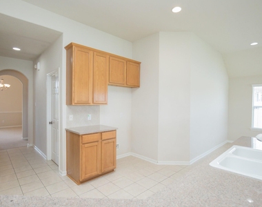 835 Aqua Vista - Photo Thumbnail 19