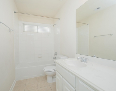 835 Aqua Vista - Photo Thumbnail 29
