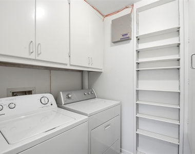 2501 Driscoll Street - Photo Thumbnail 19