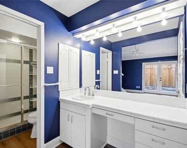 2501 Driscoll Street - Photo Thumbnail 16