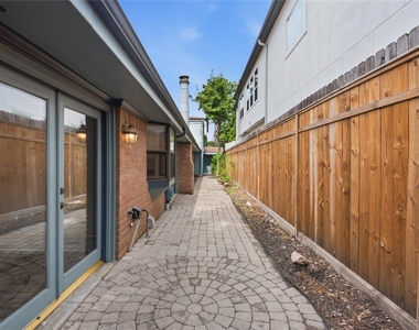 2501 Driscoll Street - Photo Thumbnail 20