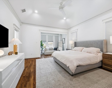 345 W 16th Street - Photo Thumbnail 14