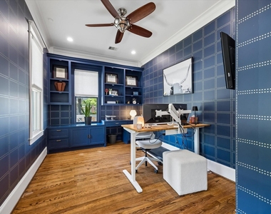 345 W 16th Street - Photo Thumbnail 6
