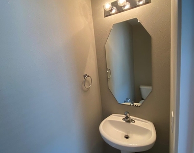 17234 Oakwood Chase Drive - Photo Thumbnail 17