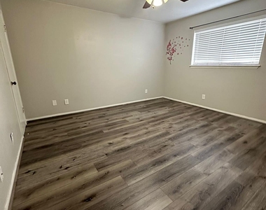 7305 S Gessner Road - Photo Thumbnail 19