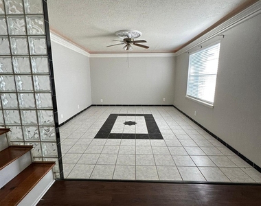 7305 S Gessner Road - Photo Thumbnail 9