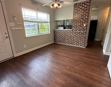 7305 S Gessner Road - Photo Thumbnail 14