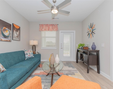 20525 Ella Blvd - Photo Thumbnail 4