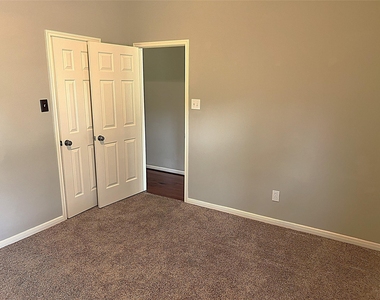18718 Walden Forest Drive - Photo Thumbnail 25