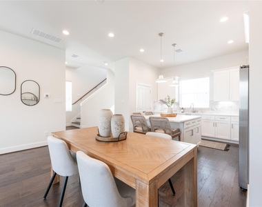 5430 Wheatley Street - Photo Thumbnail 6