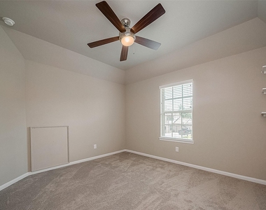 115 N Winter Sunrise Circle - Photo Thumbnail 43
