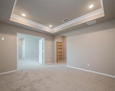 115 N Winter Sunrise Circle - Photo Thumbnail 41