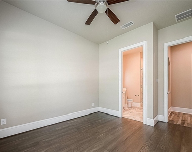 115 N Winter Sunrise Circle - Photo Thumbnail 33