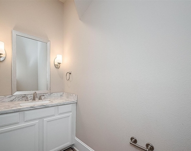 115 N Winter Sunrise Circle - Photo Thumbnail 35