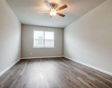 3649 Cub Drive - Photo Thumbnail 20
