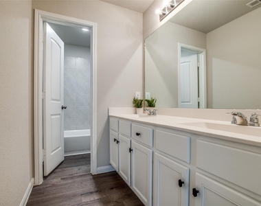 3649 Cub Drive - Photo Thumbnail 24