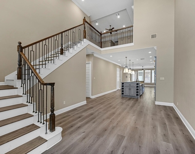 614 Imperial Boulevard - Photo Thumbnail 8