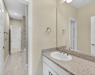 614 Imperial Boulevard - Photo Thumbnail 16