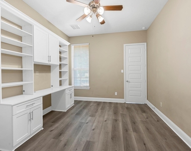 614 Imperial Boulevard - Photo Thumbnail 20