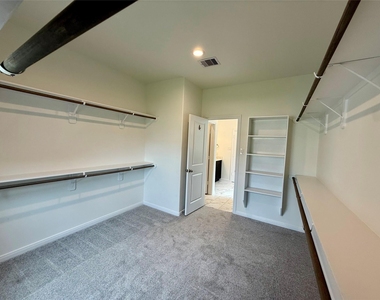 11707 Eclipse Drive - Photo Thumbnail 23