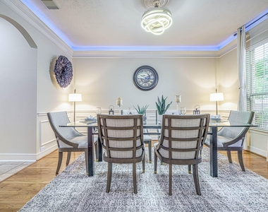 6515 Costa Sienna Lane - Photo Thumbnail 5