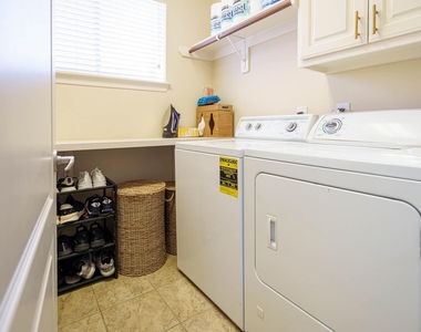 6515 Costa Sienna Lane - Photo Thumbnail 35