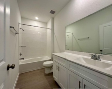 500 Kinglet Drive - Photo Thumbnail 13