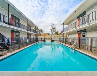 2810 Beauchamp Street - Photo Thumbnail 9