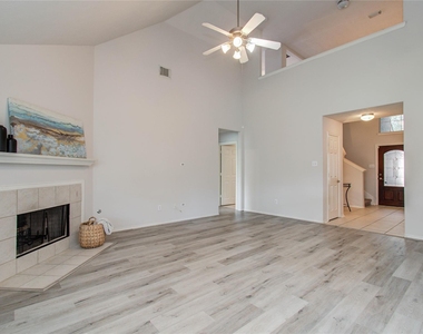 15103 Petal Rose Court - Photo Thumbnail 7