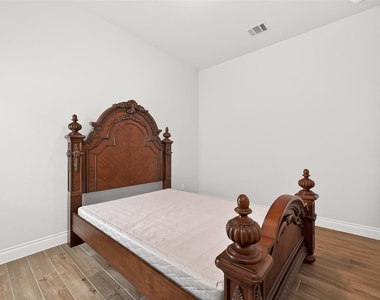 17171 Crimson Crest Drive - Photo Thumbnail 42
