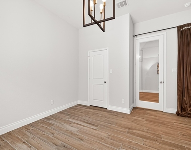 17171 Crimson Crest Drive - Photo Thumbnail 40