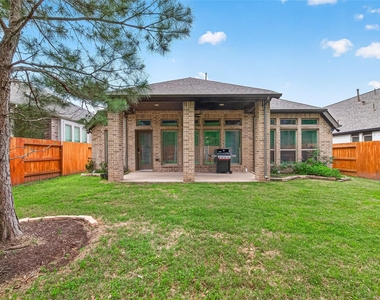 17171 Crimson Crest Drive - Photo Thumbnail 46