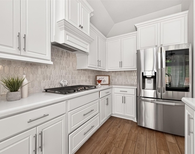 17171 Crimson Crest Drive - Photo Thumbnail 19