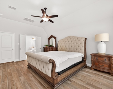 17171 Crimson Crest Drive - Photo Thumbnail 24