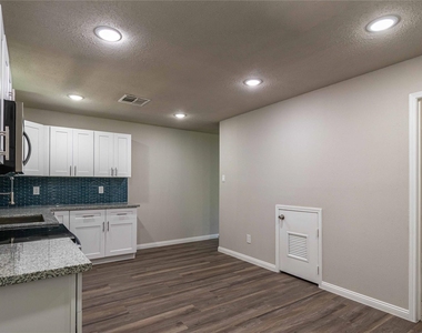 7921 Cook Road - Photo Thumbnail 3