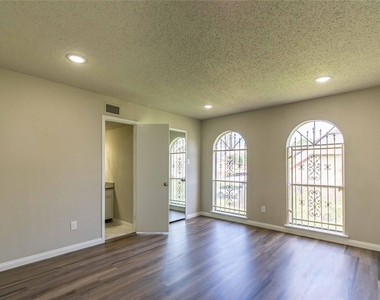 7921 Cook Road - Photo Thumbnail 10