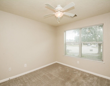 21443 Maple Harvest Lane - Photo Thumbnail 17