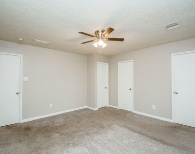 21443 Maple Harvest Lane - Photo Thumbnail 15