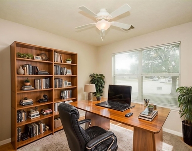 21443 Maple Harvest Lane - Photo Thumbnail 16
