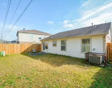 21443 Maple Harvest Lane - Photo Thumbnail 24