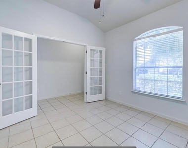 6422 Richland Hills Drive - Photo Thumbnail 4