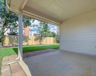 6422 Richland Hills Drive - Photo Thumbnail 7