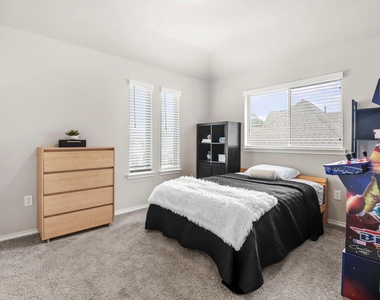 21631 Cascades Pass Court - Photo Thumbnail 27